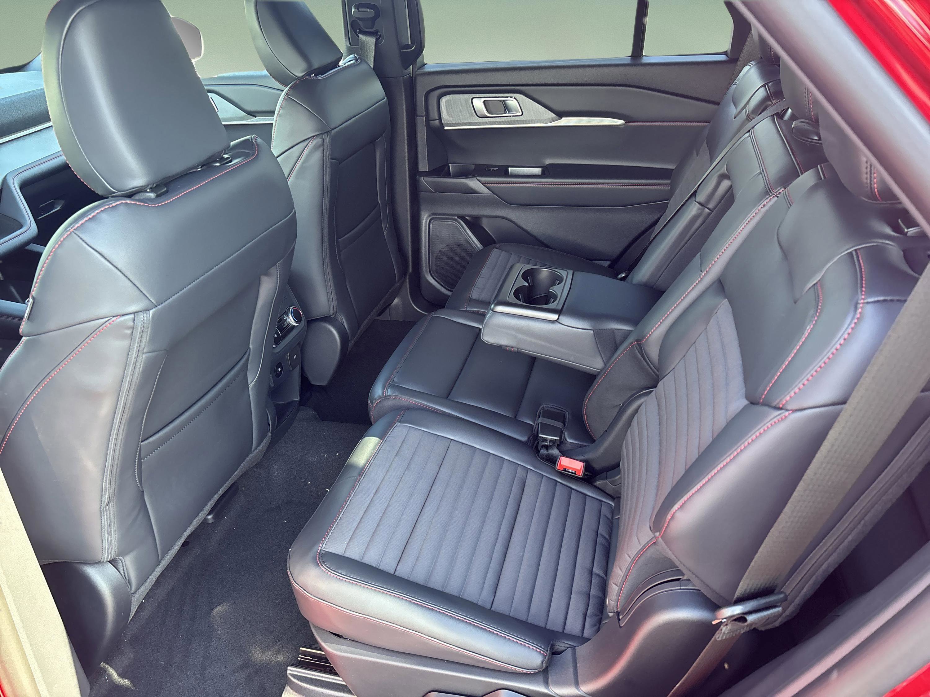 New 2026 Ford Explorer ST-Line AWD/4WD image 27