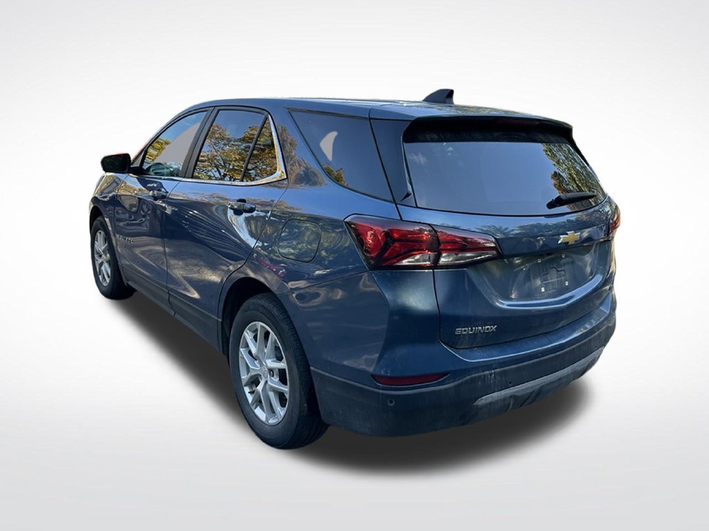 Used 2024 Chevrolet Equinox LT w/ LPO, Floor Liner Package FWD image 3