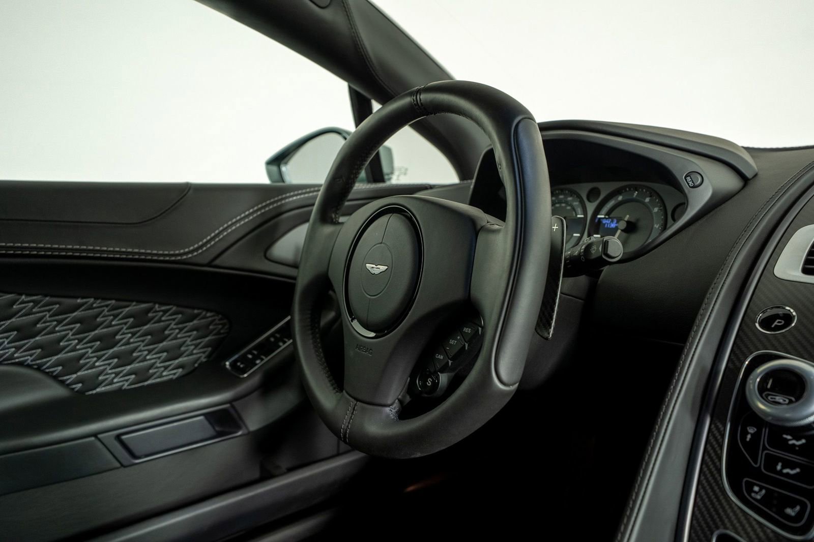 Used 2019 Aston Martin Vanquish Zagato image 63