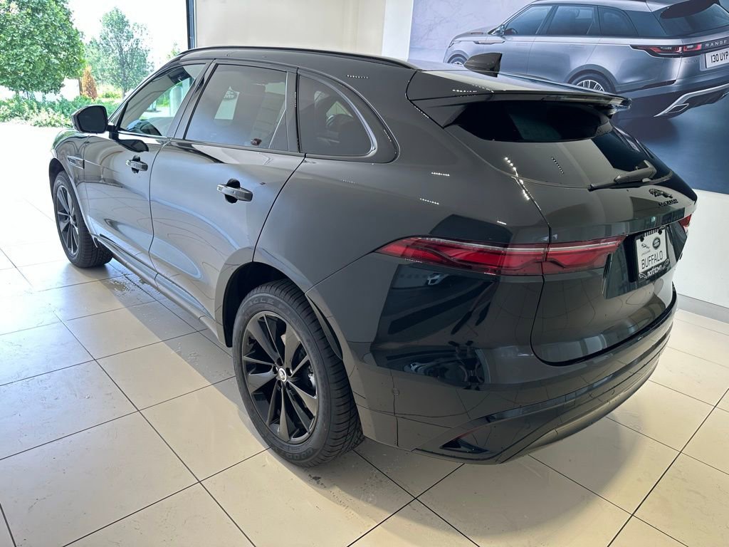 New 2026 Jaguar F-PACE R-Dynamic S image 2