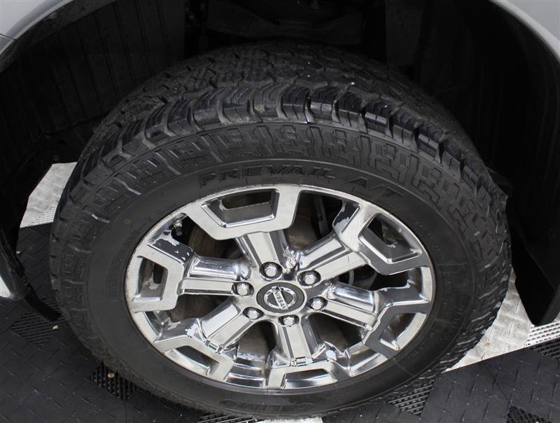 Used 2018 Nissan Titan SV w/ SV Convenience Package AWD/4WD image 20