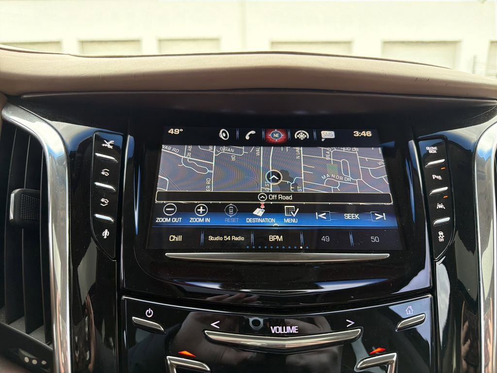 Used 2016 Cadillac Escalade ESV Platinum AWD/4WD image 25