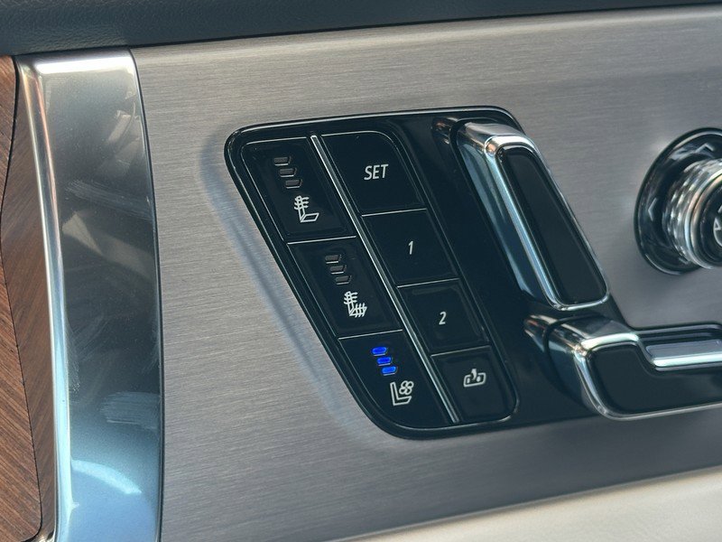 New 2026 Cadillac Vistiq Sport image 25