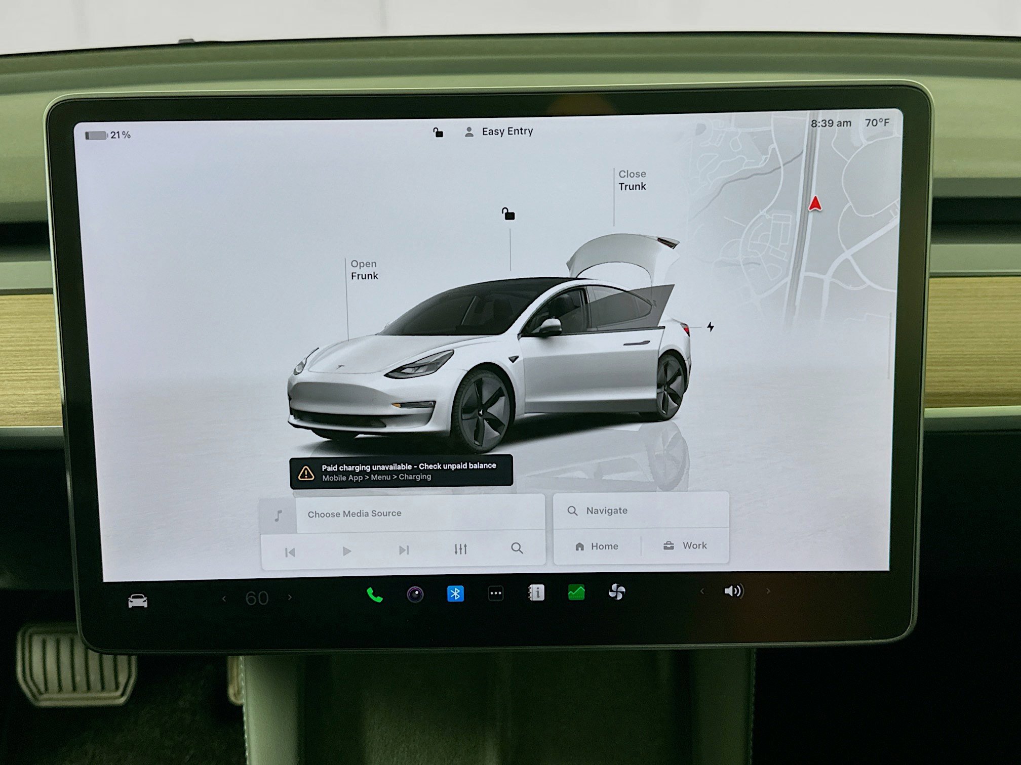 Used 2023 Tesla Model 3 Standard Range image 19