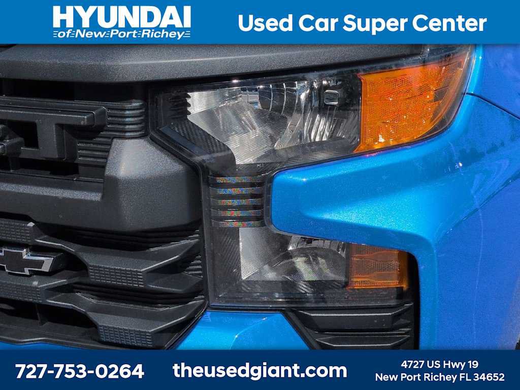 Used 2026 Chevrolet Silverado 1500 Custom w/ Turbomax Blackout Package AWD/4WD image 9