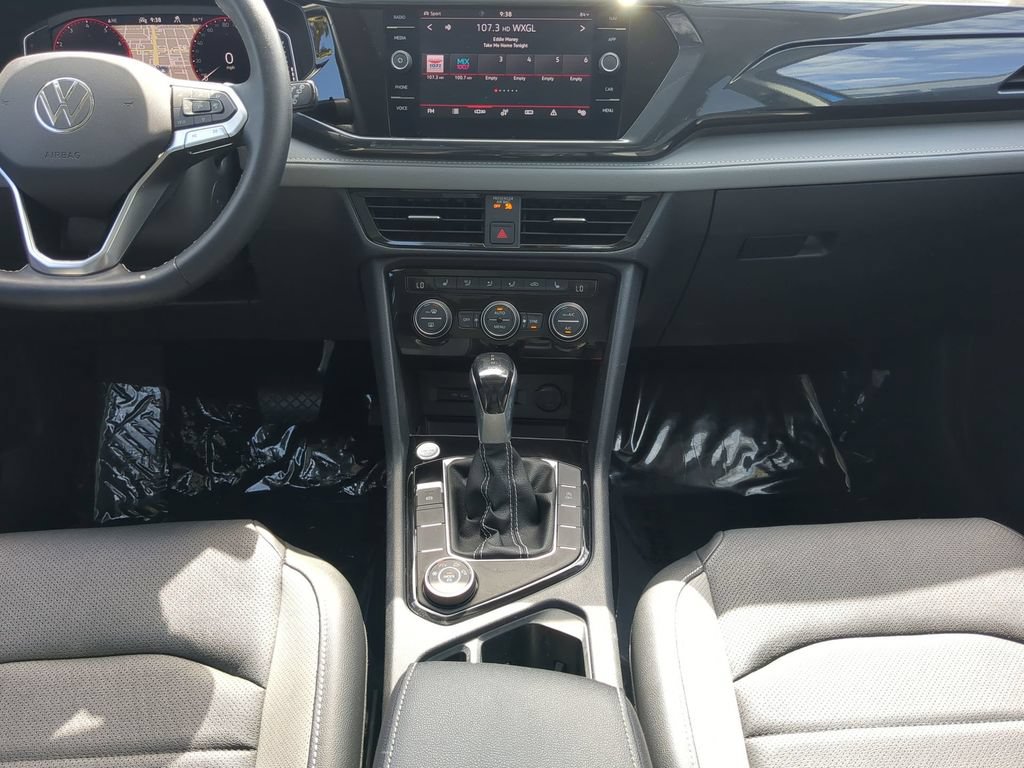 Certified 2023 Volkswagen Taos SEL AWD/4WD image 15