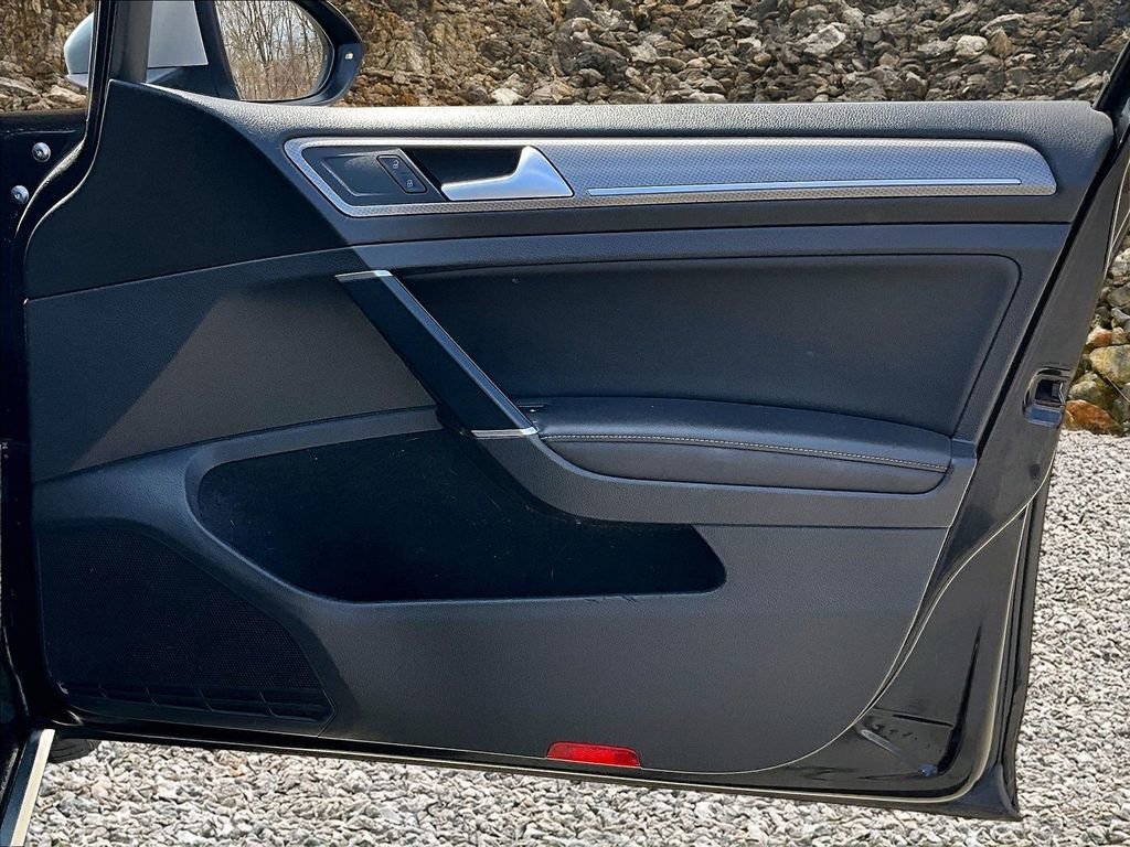 Used 2018 Volkswagen Golf Alltrack SE AWD/4WD image 19