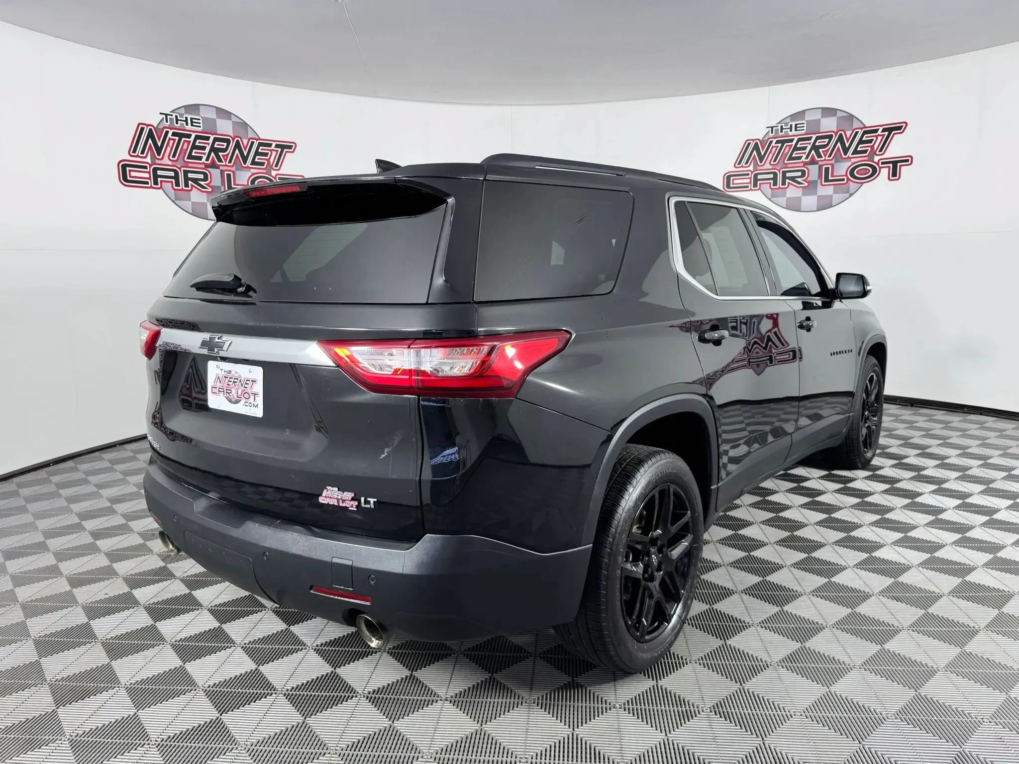 Used 2020 Chevrolet Traverse LT FWD image 7