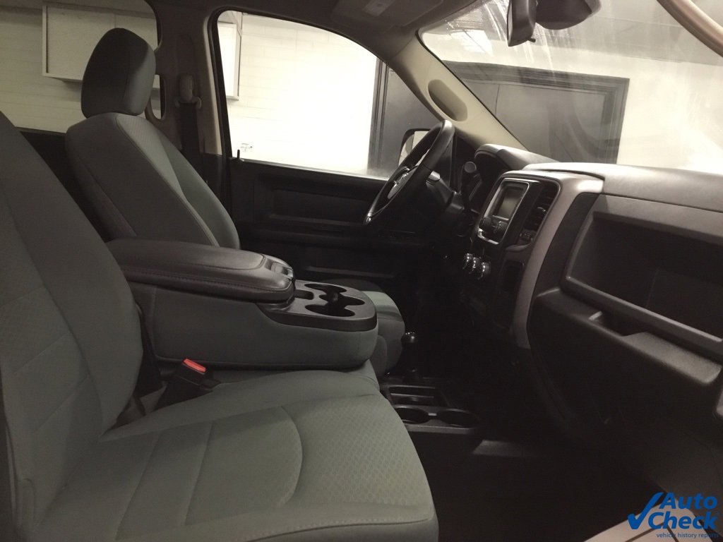 Used 2016 RAM 3500 Tradesman w/ Chrome Appearance Group image 32