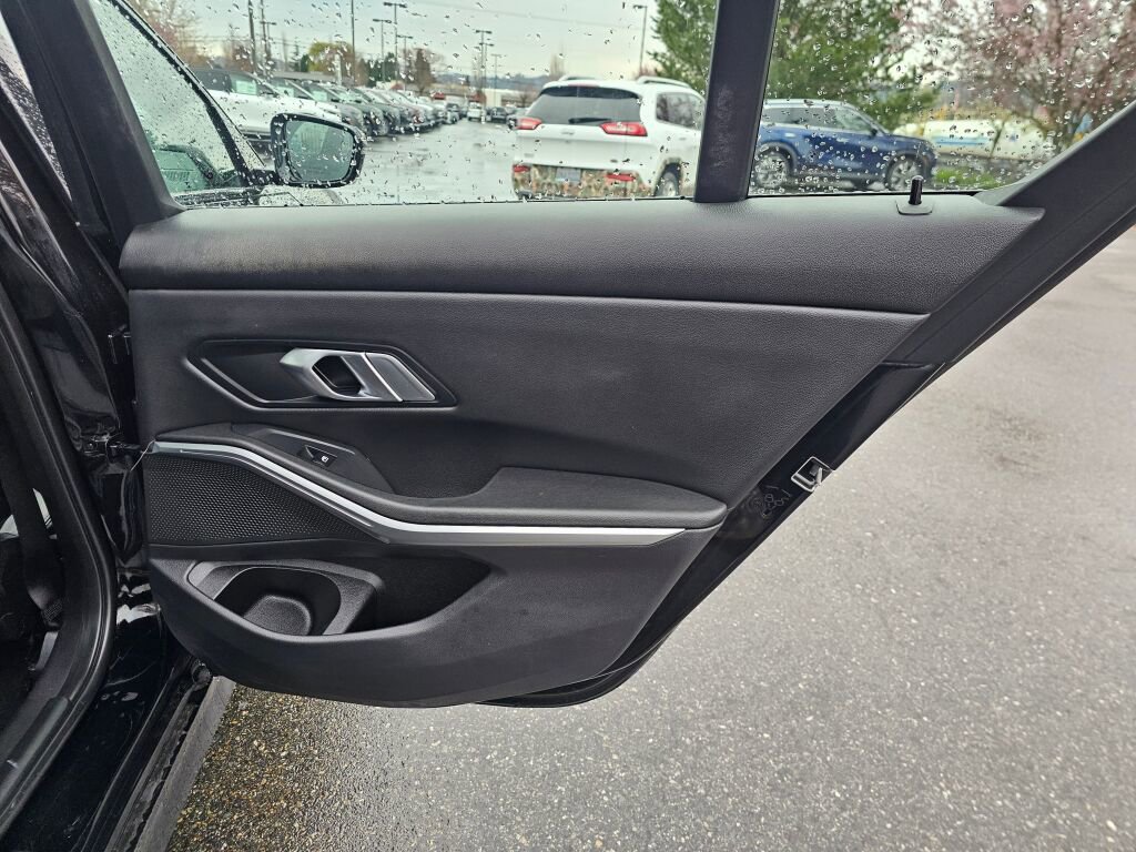 Used 2022 BMW 330i xDrive Sedan w/ Premium Package 2 image 14