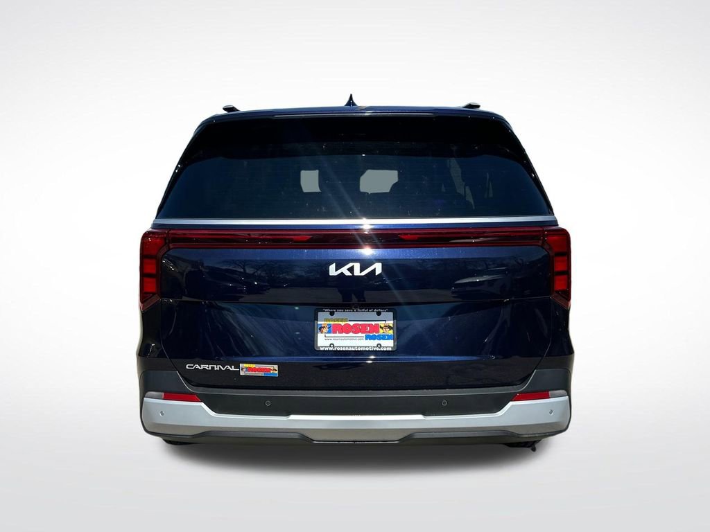 New 2026 Kia Carnival EX image 4