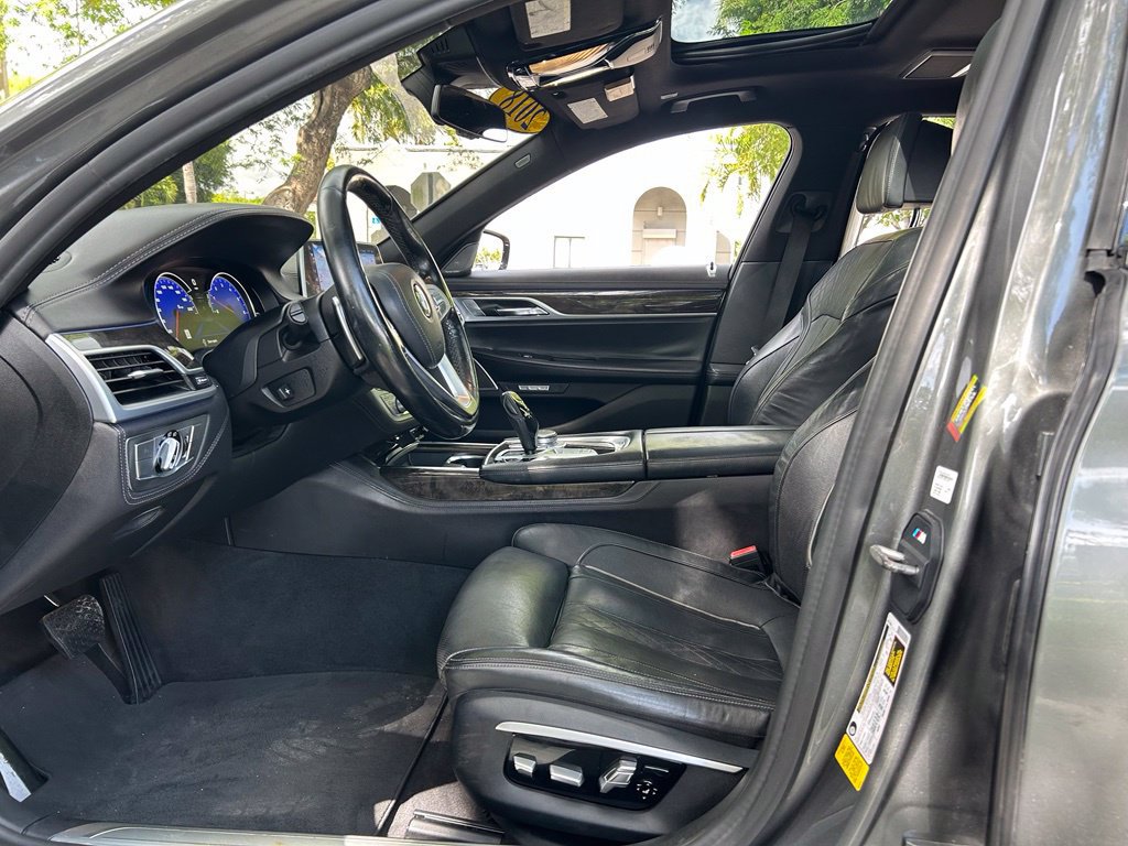 Used 2016 BMW 740i RWD image 15