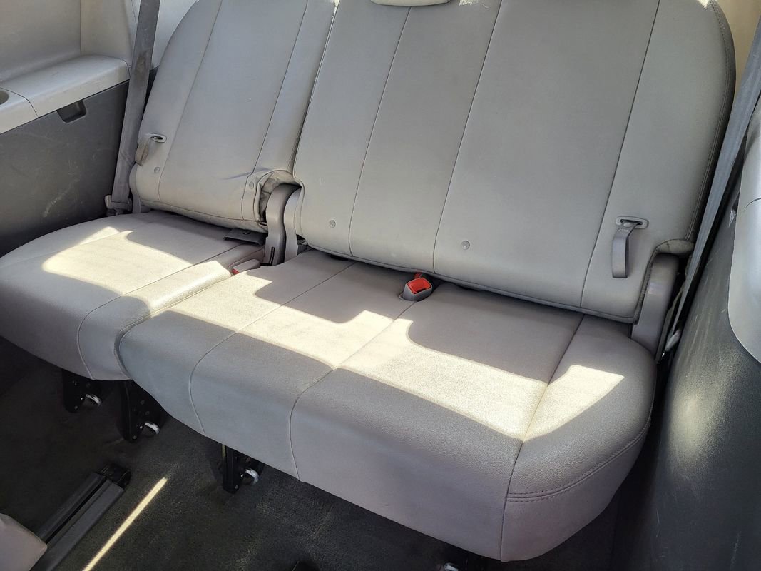 Used 2017 Toyota Sienna XLE w/ XLE Navigation Package AWD/4WD image 35