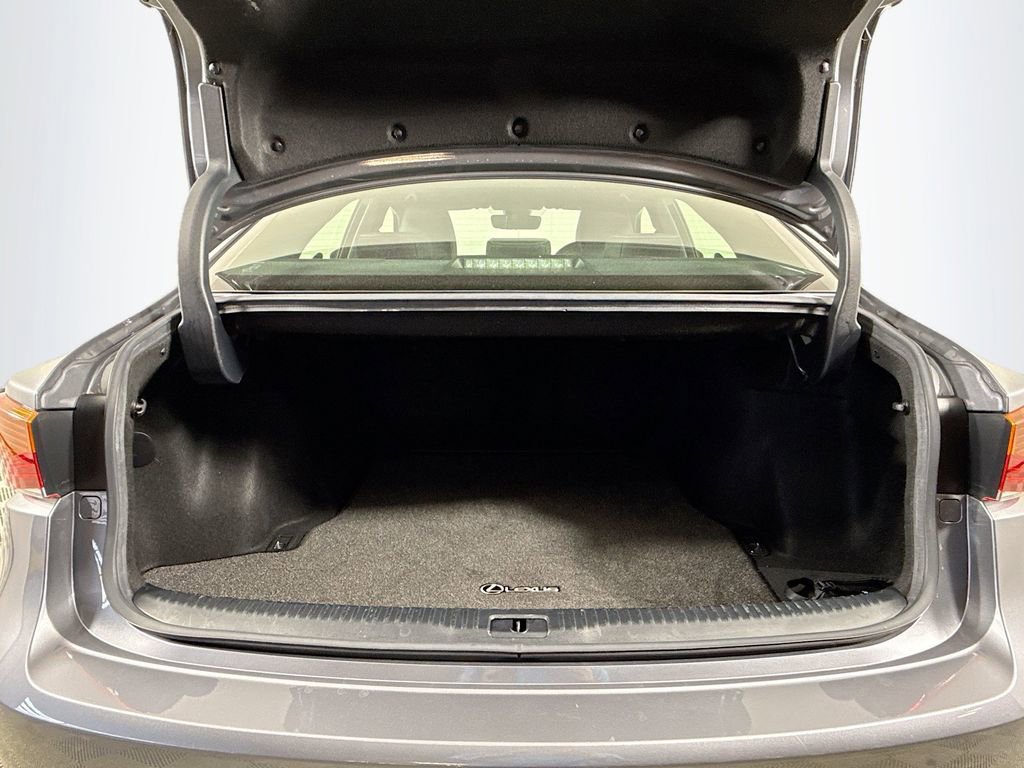 Used 2019 Lexus IS 300 F Sport w/ F Sport Package RWD image 28