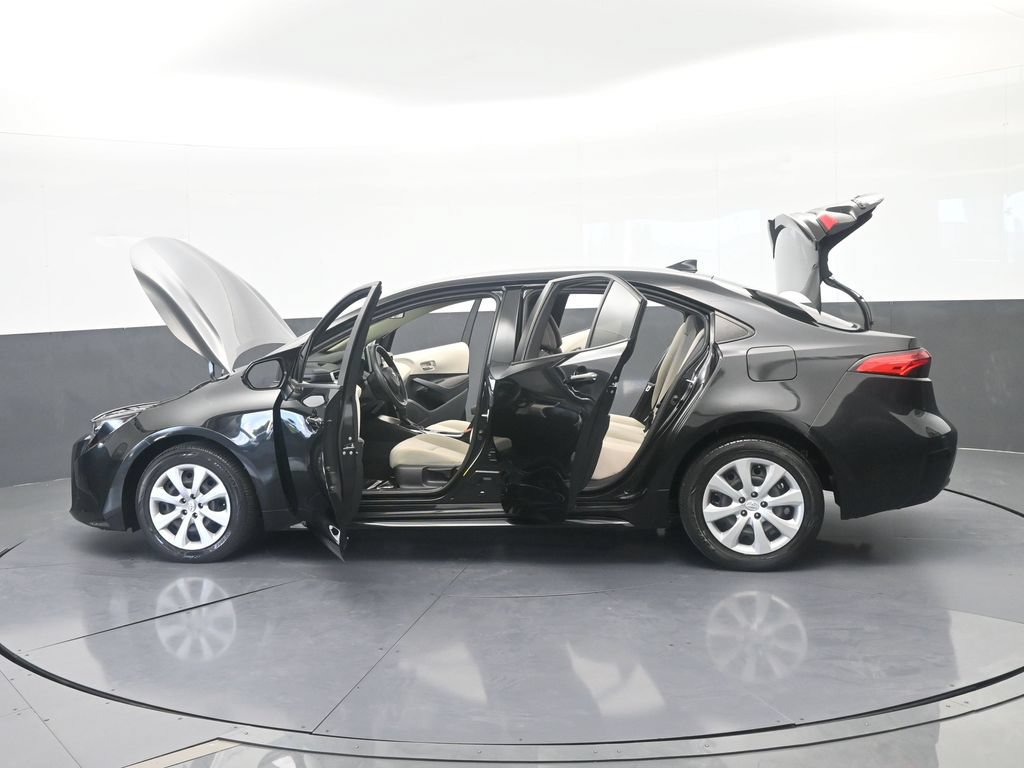 Used 2021 Toyota Corolla LE FWD image 65