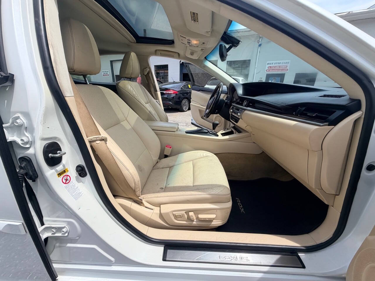 Used 2014 Lexus ES 350 w/ Luxury Package FWD image 56