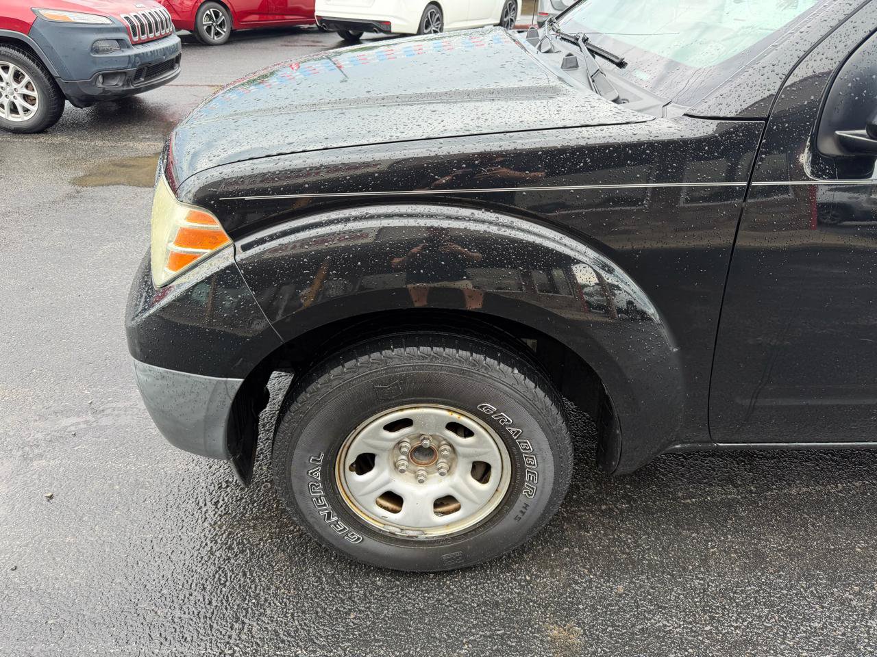 Used 2015 Nissan Frontier S RWD image 11