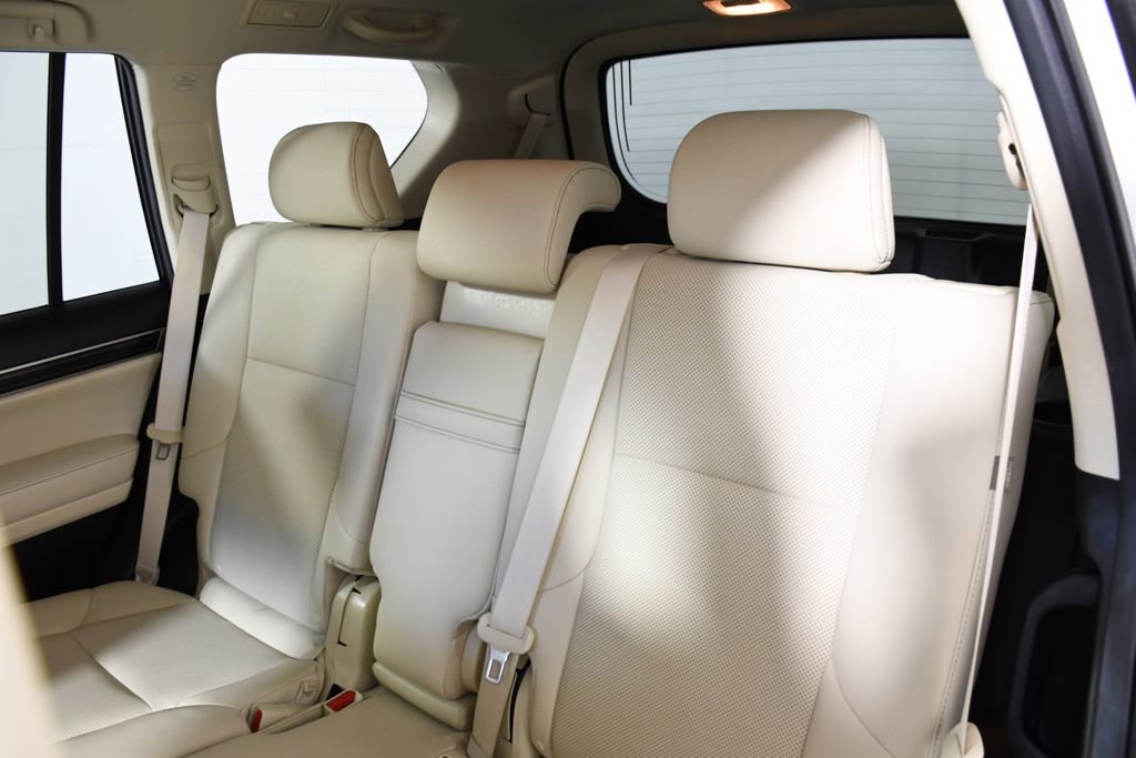 Used 2021 Lexus GX 460 Premium w/ Premium Package image 28