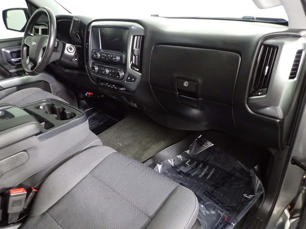 Used 2017 Chevrolet Silverado 1500 LT w/ All Star Edition AWD/4WD image 35