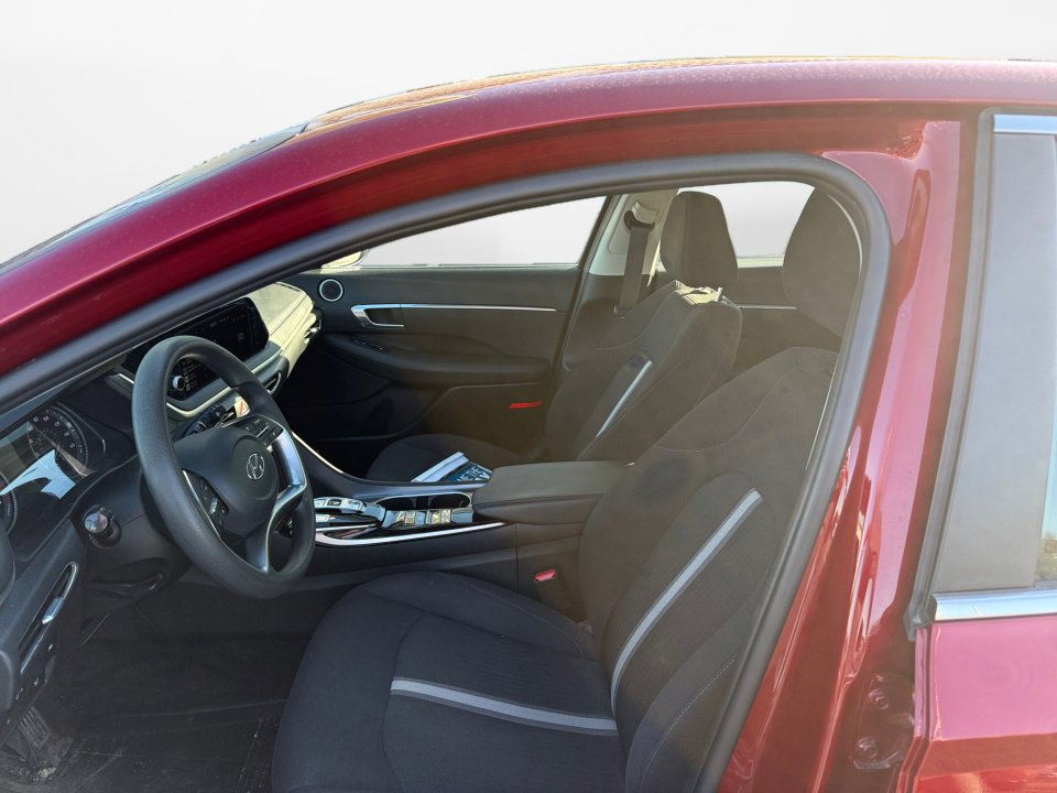 Certified 2023 Hyundai Sonata SEL w/ Winter Weather Package image 9