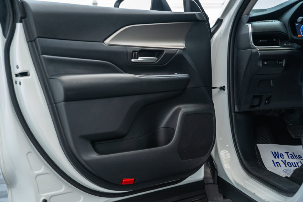 Certified 2025 Toyota Grand Highlander AWD image 49