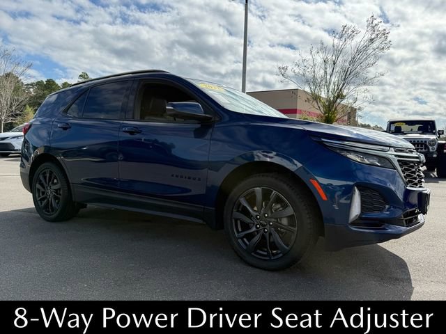 Used 2022 Chevrolet Equinox RS w/ RS Leather Package image 17