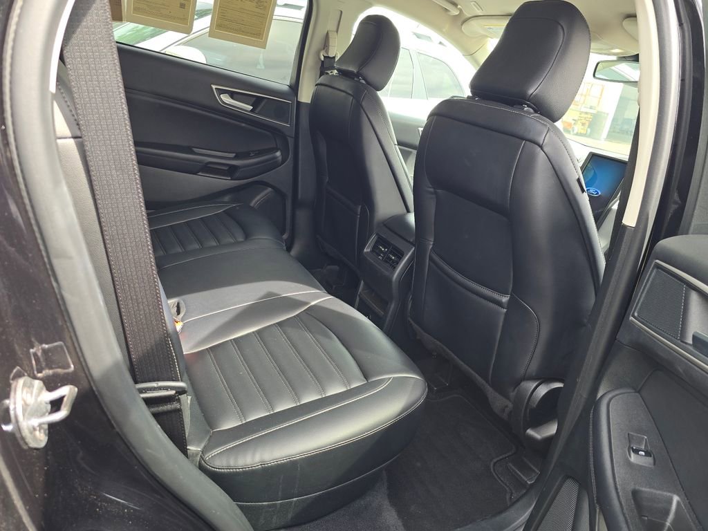 Used 2024 Ford Edge SEL image 6