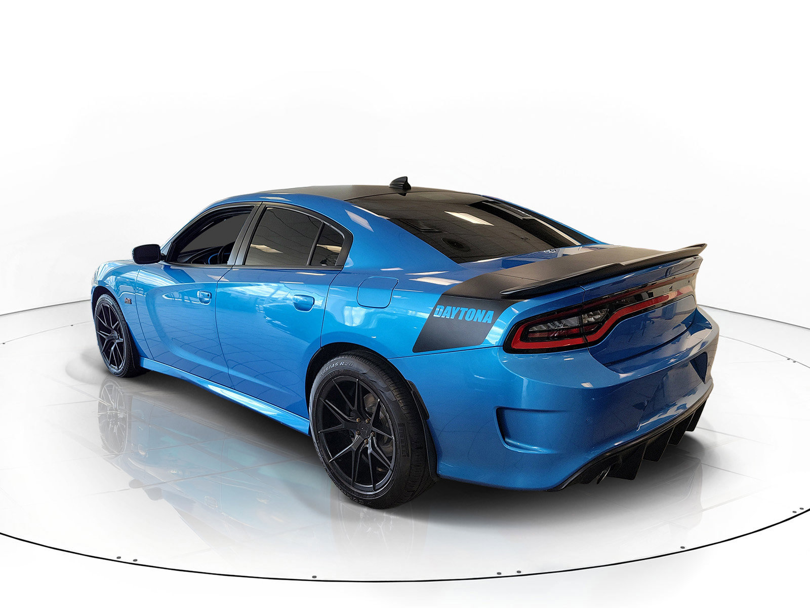 Used 2019 Dodge Charger R/T w/ Daytona Edition RWD image 4