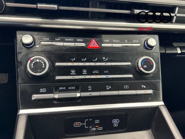 Used 2025 Hyundai Santa Fe SE image 17