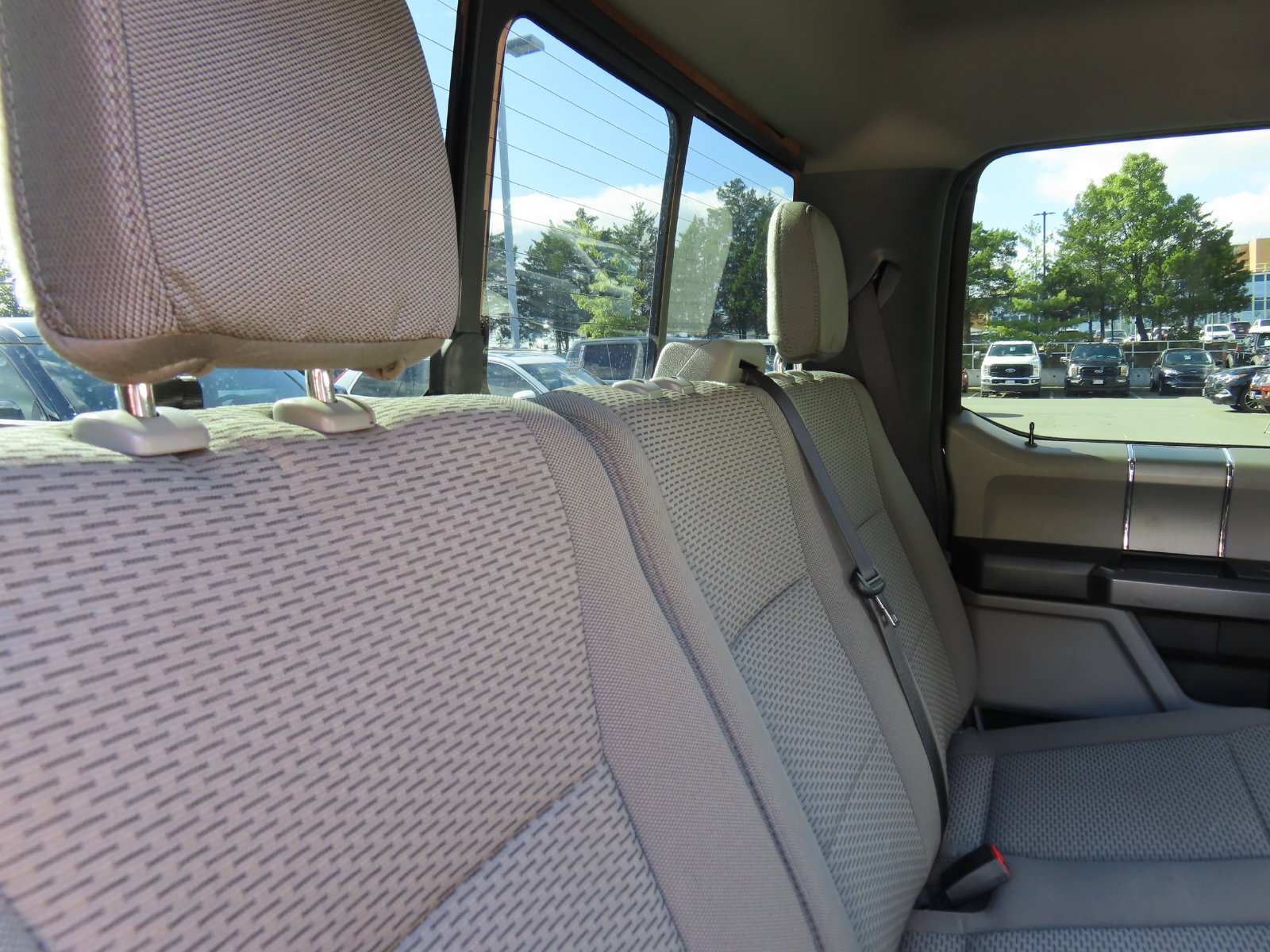 Used 2022 Ford F350 XLT w/ Black Appearance Package AWD/4WD image 34