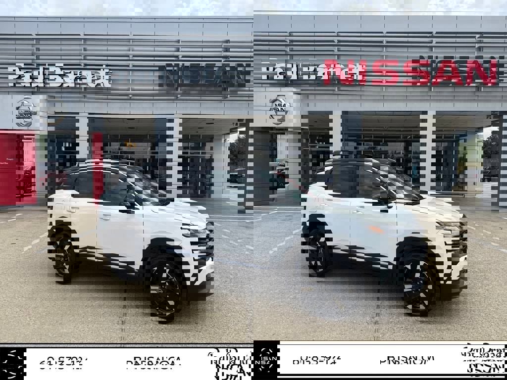 New 2025 Nissan Kicks SR image 3