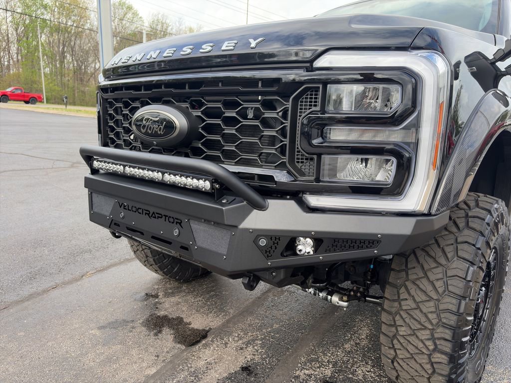 New 2026 Ford F250 Lariat w/ Black Appearance Package image 27