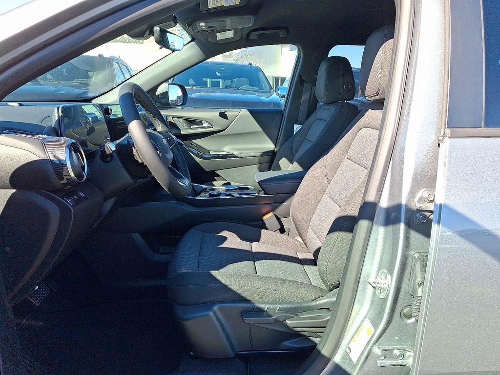 New 2026 Chevrolet Equinox LT image 6