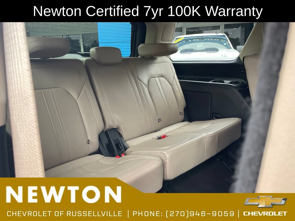 Used 2023 Ford Expedition Limited AWD/4WD image 13