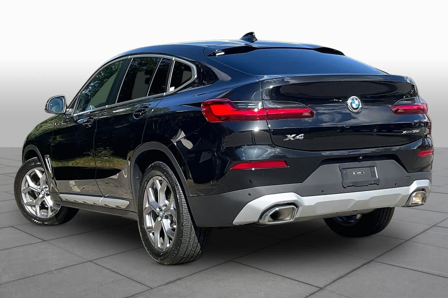 Used 2024 BMW X4 xDrive30i w/ Premium Package AWD/4WD image 11