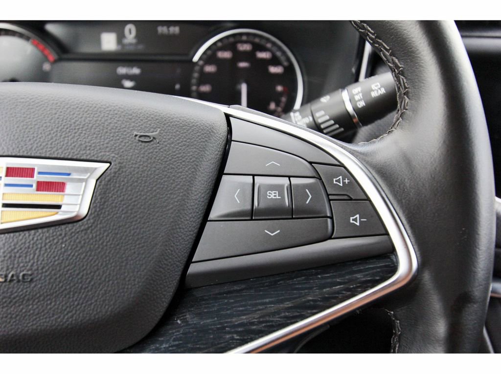 Used 2023 Cadillac XT5 Premium Luxury image 16