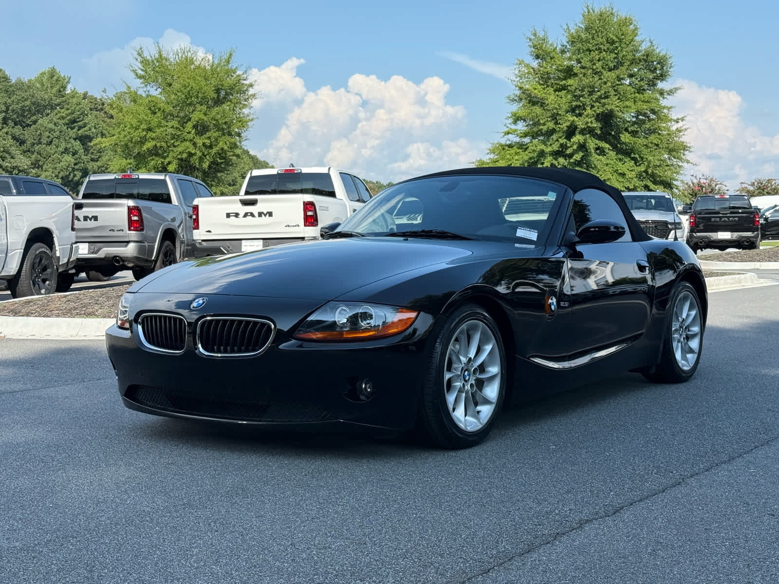 Used 2004 BMW Z4 2.5i