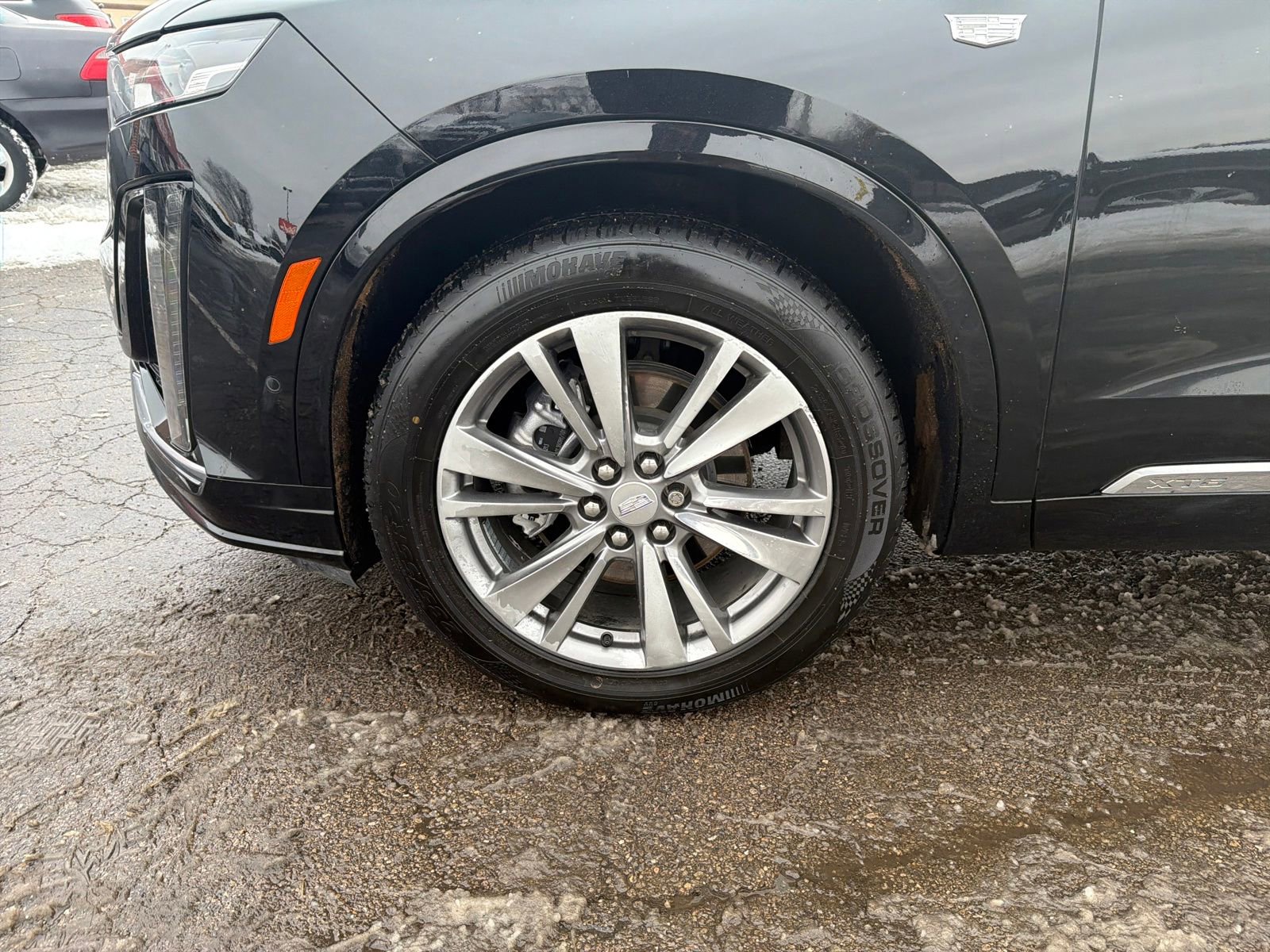 Used 2021 Cadillac XT6 Premium Luxury image 29