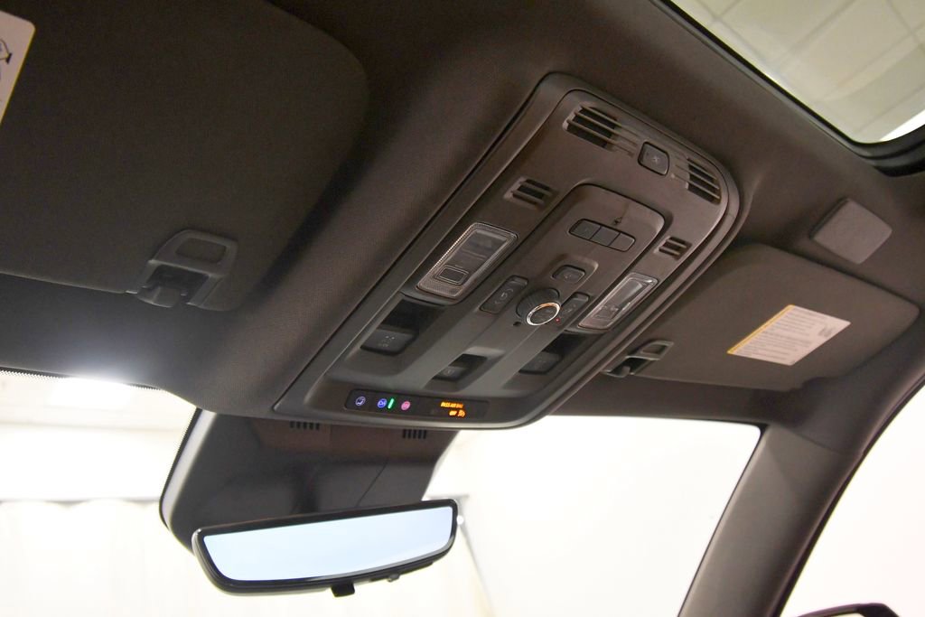 Used 2022 Cadillac Escalade Sport w/ Touring Package image 32