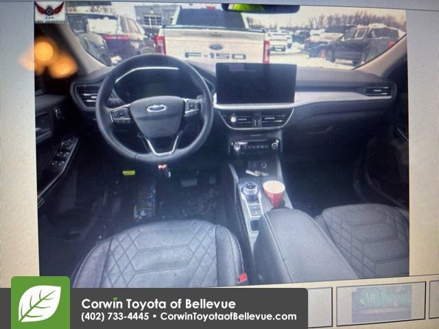 Used 2023 Ford Escape Platinum w/ Premium Technology Package image 5