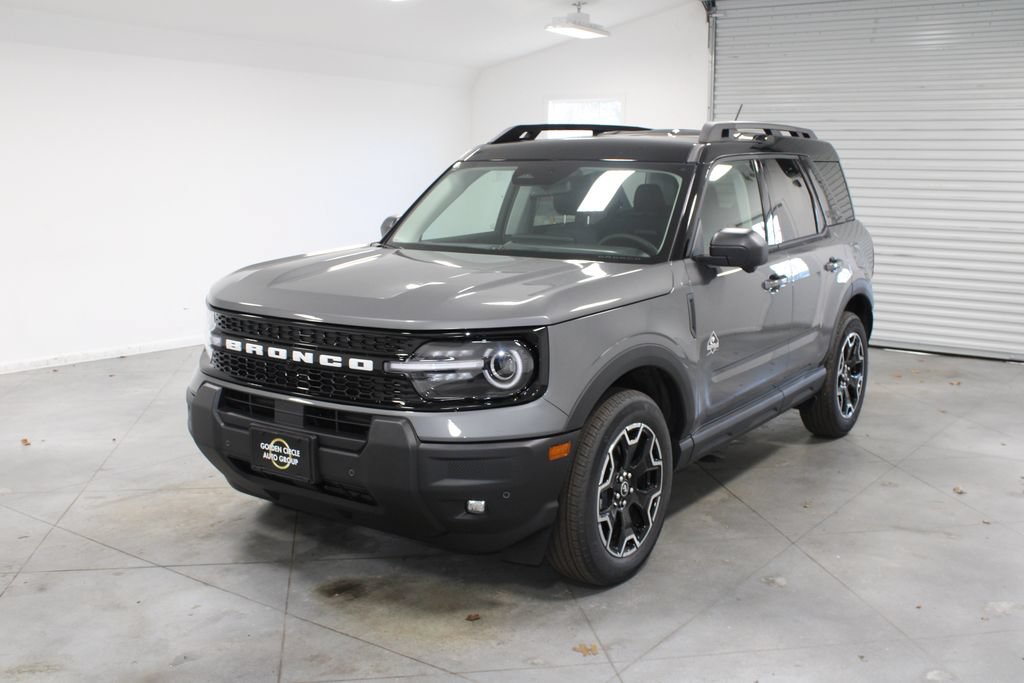 New 2025 Ford Bronco Sport Outer Banks w/ Outer Banks Tech Package+ AWD/4WD video 3