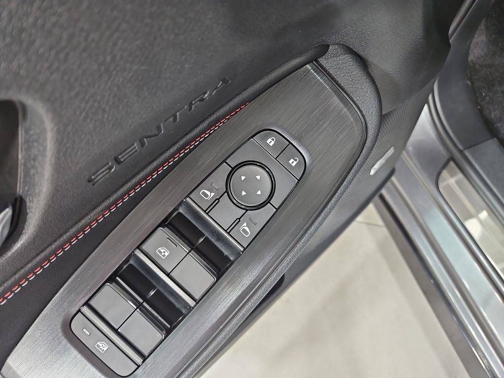 New 2026 Nissan Sentra SR w/ SR Premium Package FWD image 11