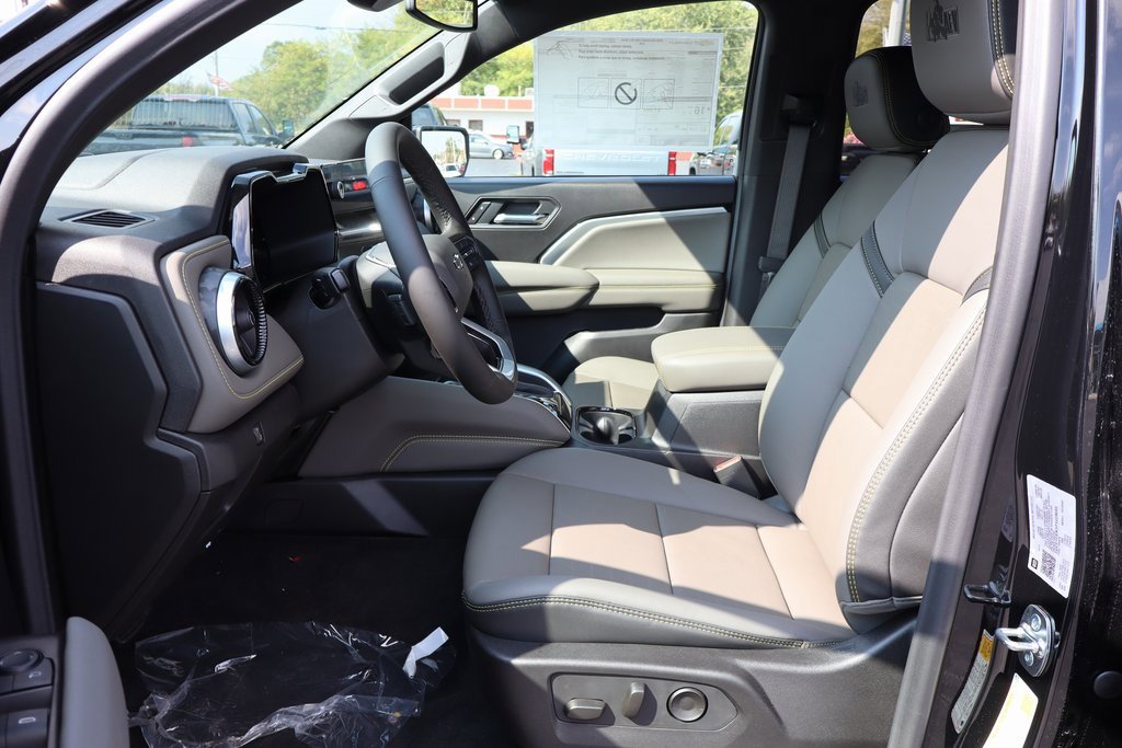 New 2026 Chevrolet Colorado ZR2 w/ ZR2 Bison Edition image 5