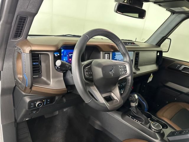Used 2023 Ford Bronco Outer Banks image 12