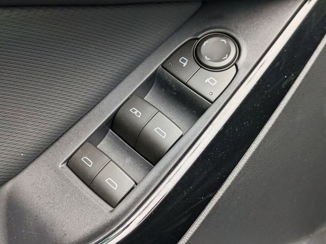 New 2026 Chevrolet Trax RS w/ Sunroof Package FWD image 9
