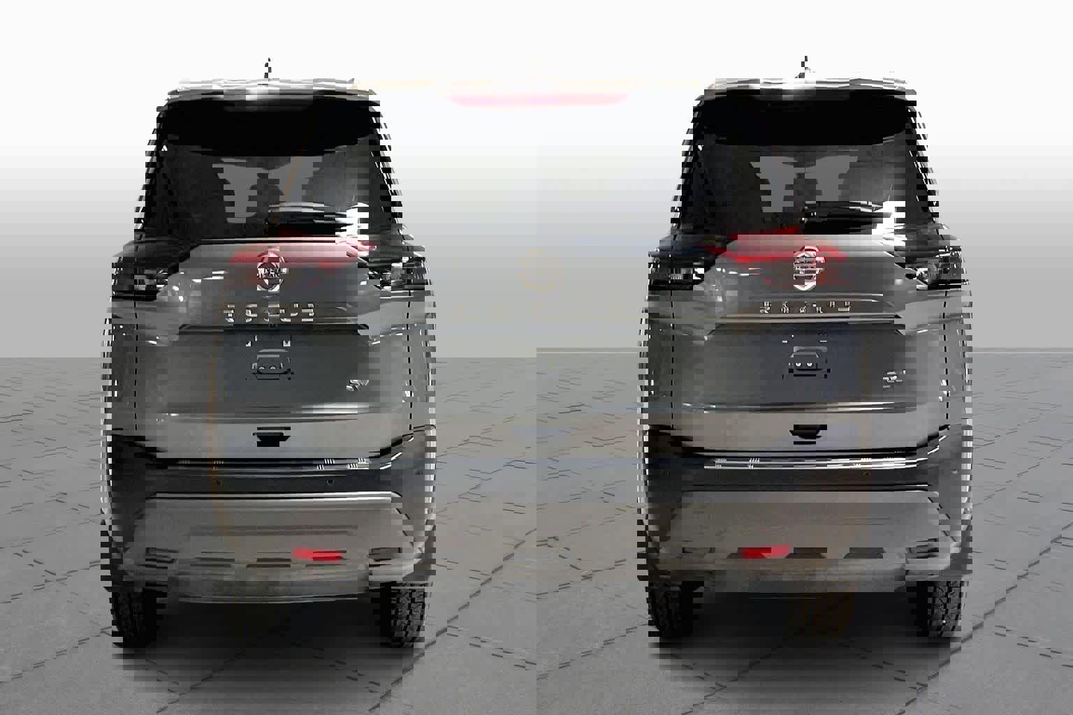 Used 2021 Nissan Rogue SV w/ Premium Package image 5