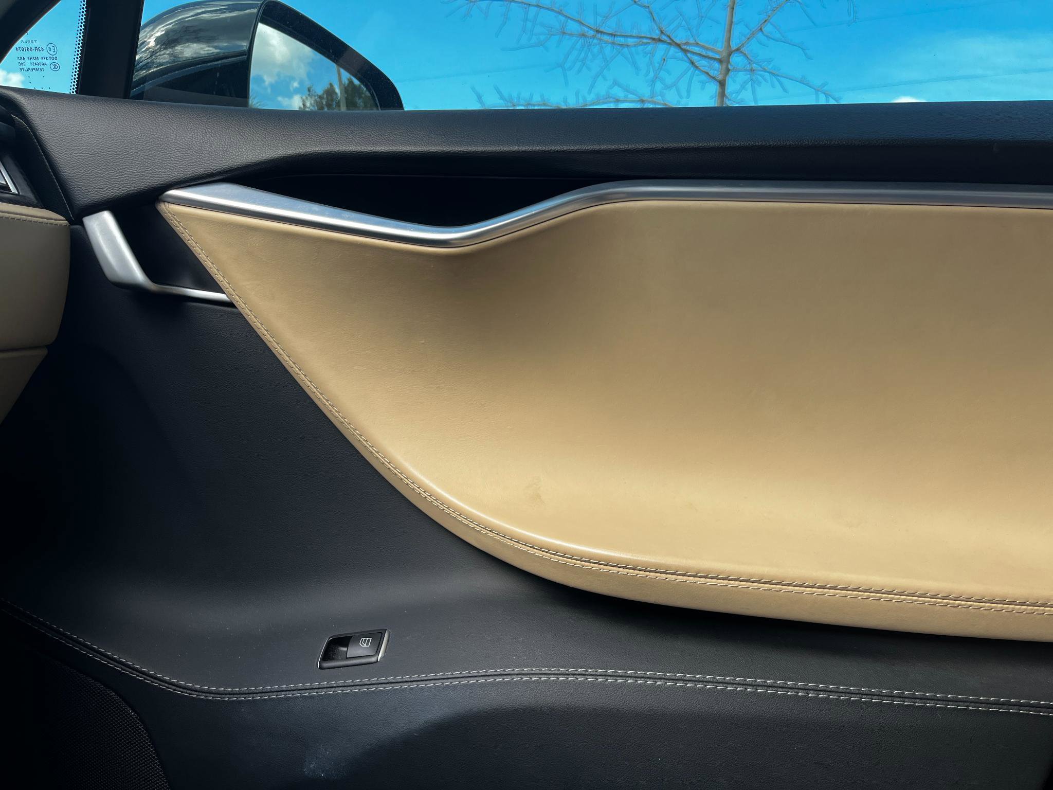 Used 2015 Tesla Model S P85D image 30