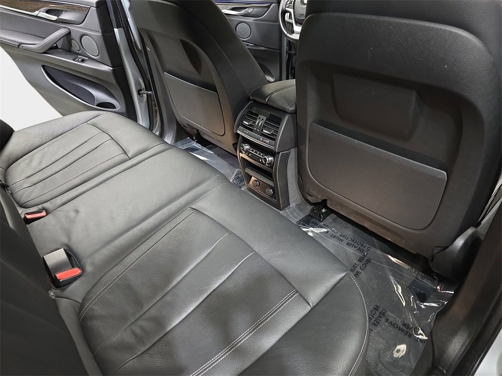 Used 2017 BMW X5 xDrive40e image 13