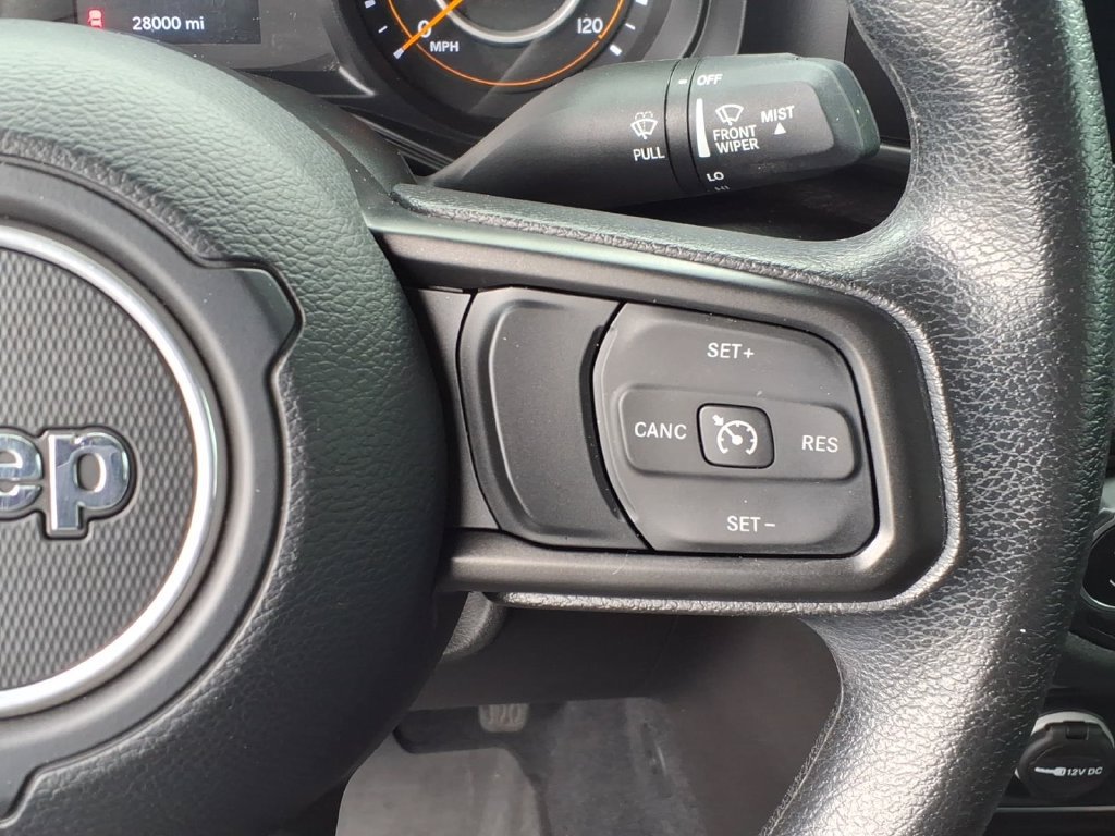 Used 2025 Jeep Gladiator Sport AWD/4WD image 34