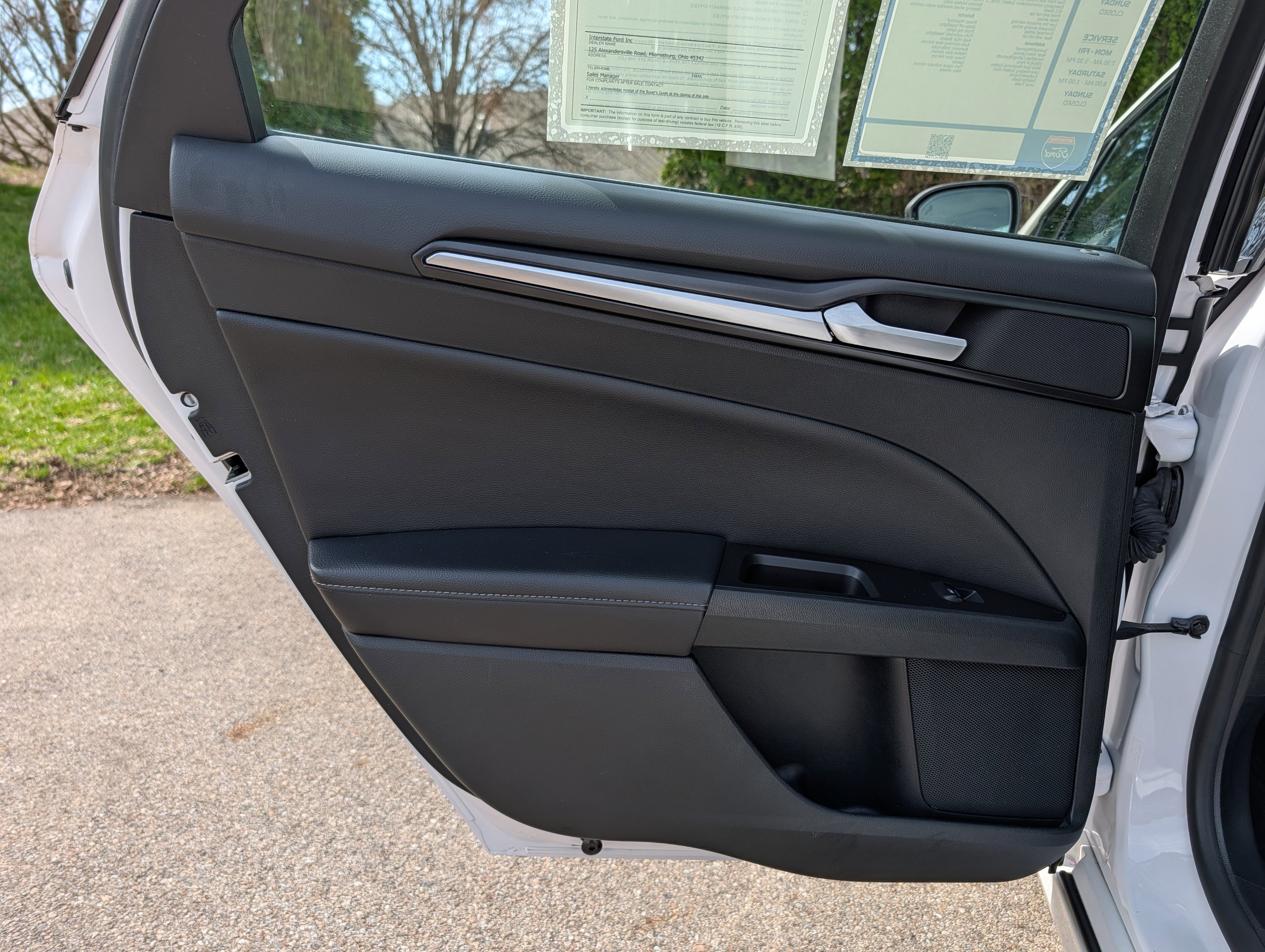 Used 2018 Ford Fusion Titanium FWD image 35